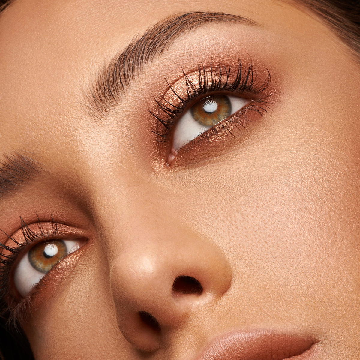 Huda Beauty Nude Obsessions Eyeshadow Palette