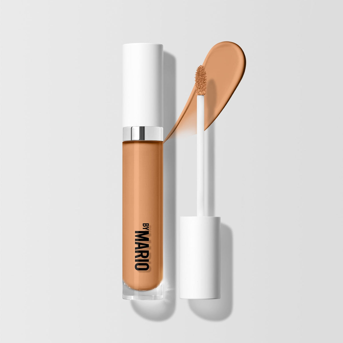 MAKEUP BY MARIO SurrealSkin® Awakening Concealer - 420 (Medium Dark Golden)
