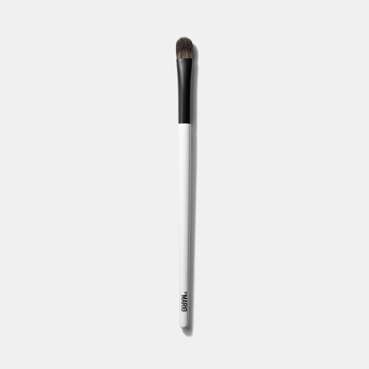 MAKEUP BY MARIO E4 Eyeshadow Shader Brush