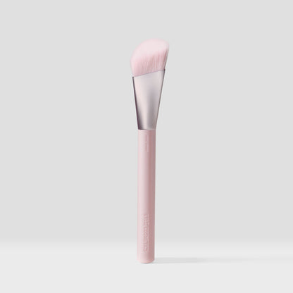 kylie-cosmetics Skin Tint Brush 03