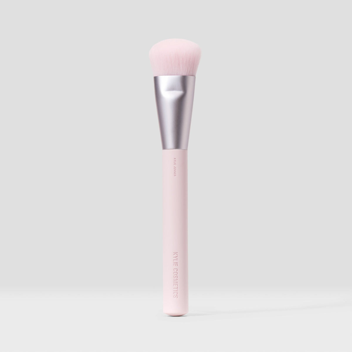 kylie-cosmetics Blush Brush 04