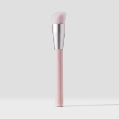 kylie-cosmetics Foundation Brush 01