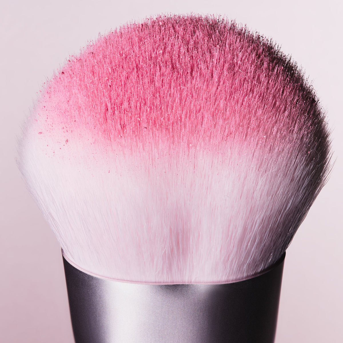 kylie-cosmetics Blush Brush 04