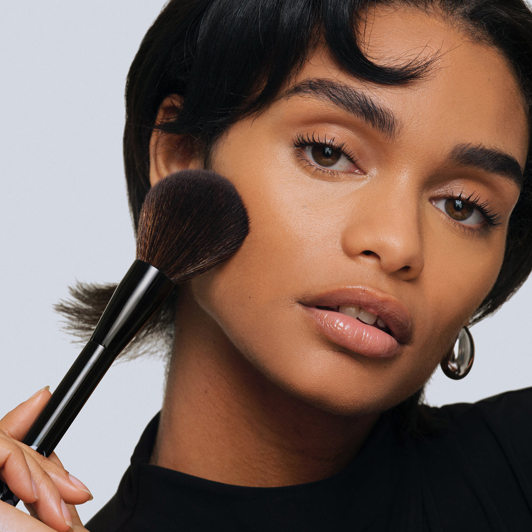 Saie The All-Over Powder Brush