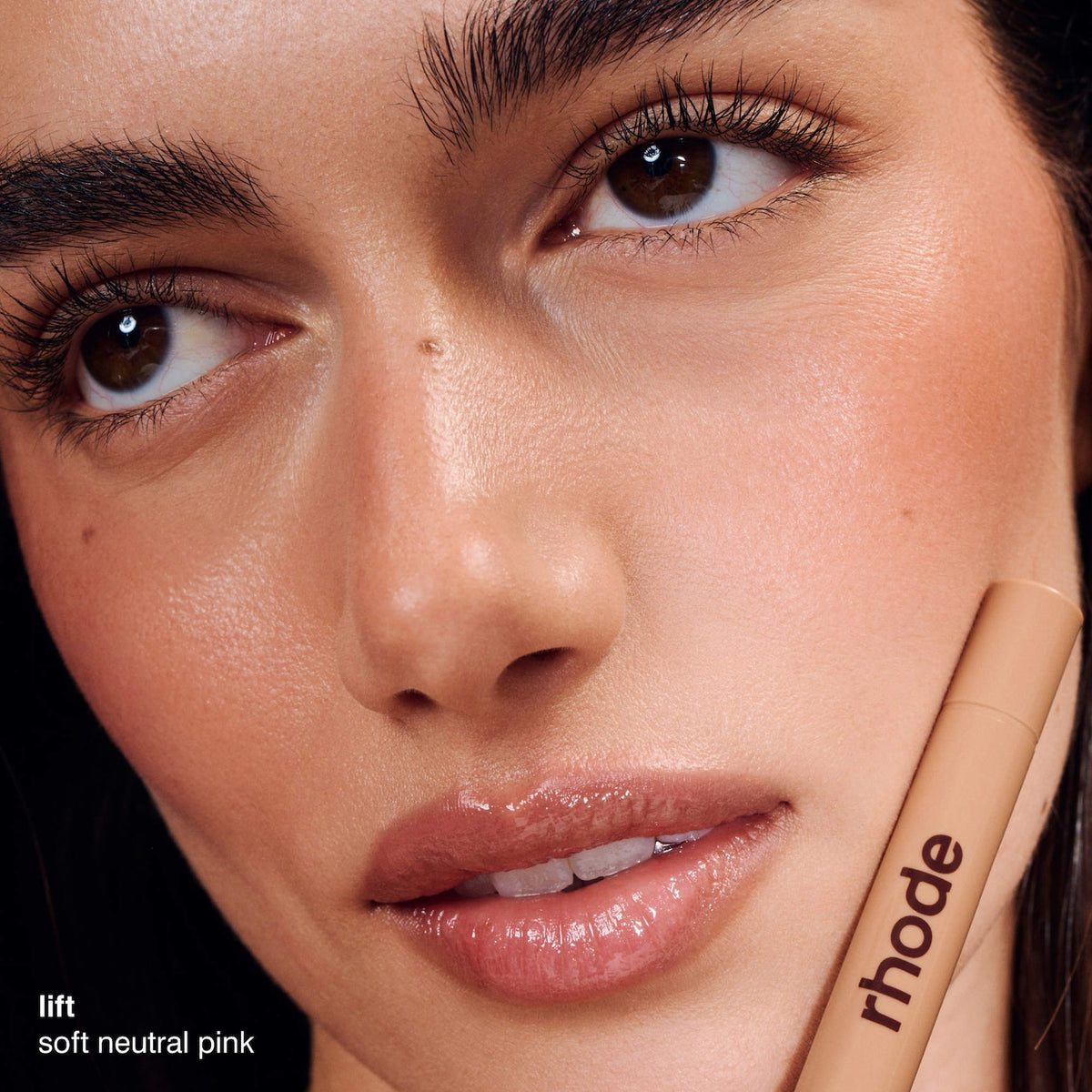 Rhode Peptide Lip Shape Contouring Lip Shaper - Lift - soft neutral pink