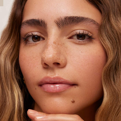 Summer Fridays Lip Butter Balm Treatment for Hydration + Nourishing Shine - Vanilla - sheer clear