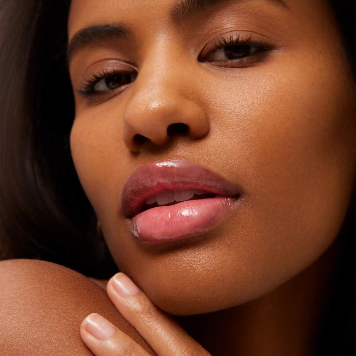 Summer Fridays Lip Butter Balm Treatment for Hydration + Nourishing Shine - Pink Sugar - sheer light pink