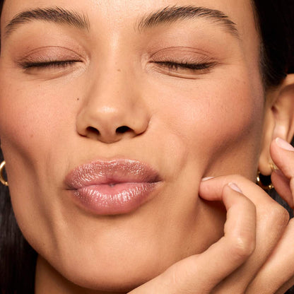 Summer Fridays Dream Lip Oil for Moisturizing Sheer Coverage - Bare Sand