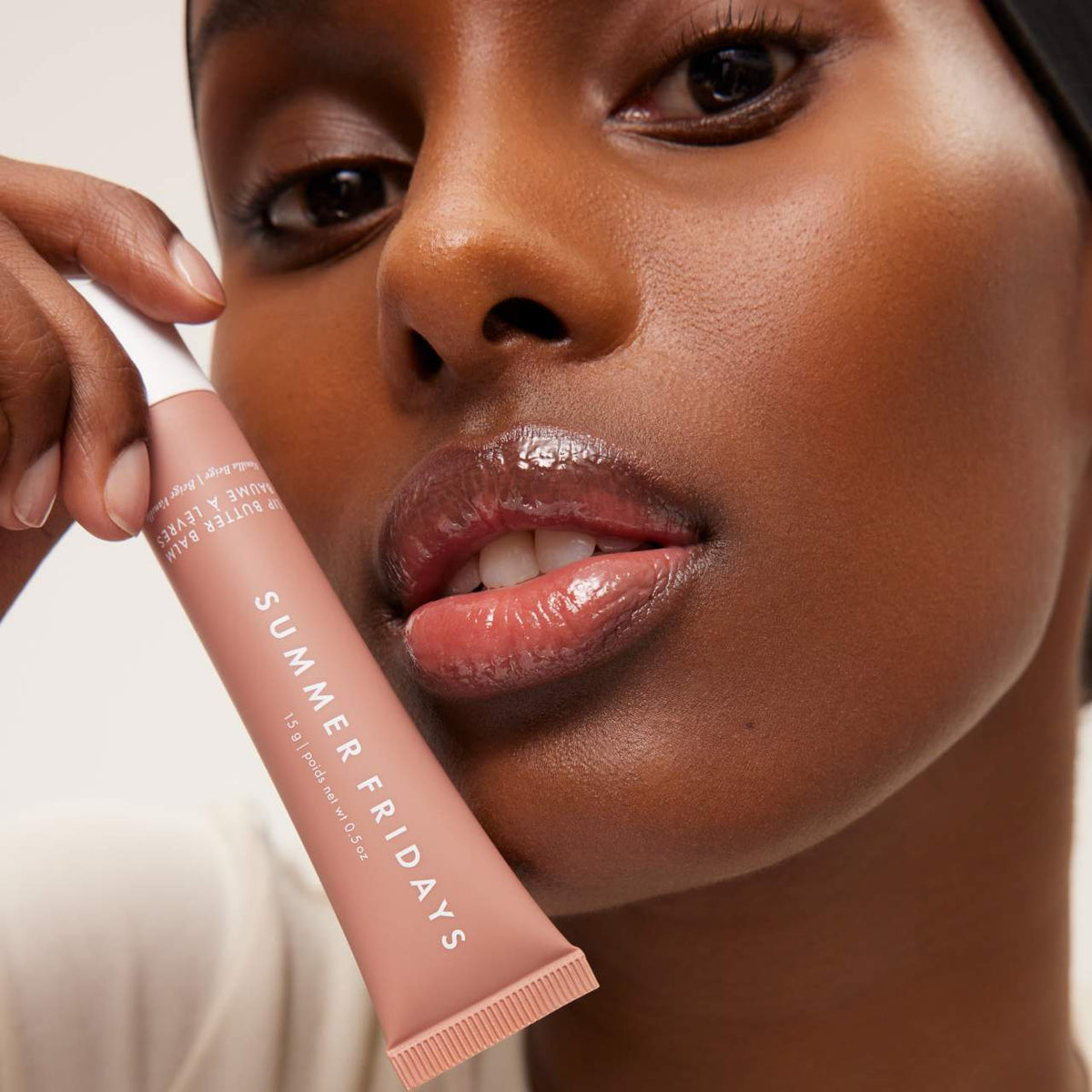 Summer Fridays Lip Butter Balm Treatment for Hydration + Nourishing Shine - Vanilla Beige - sheer beige