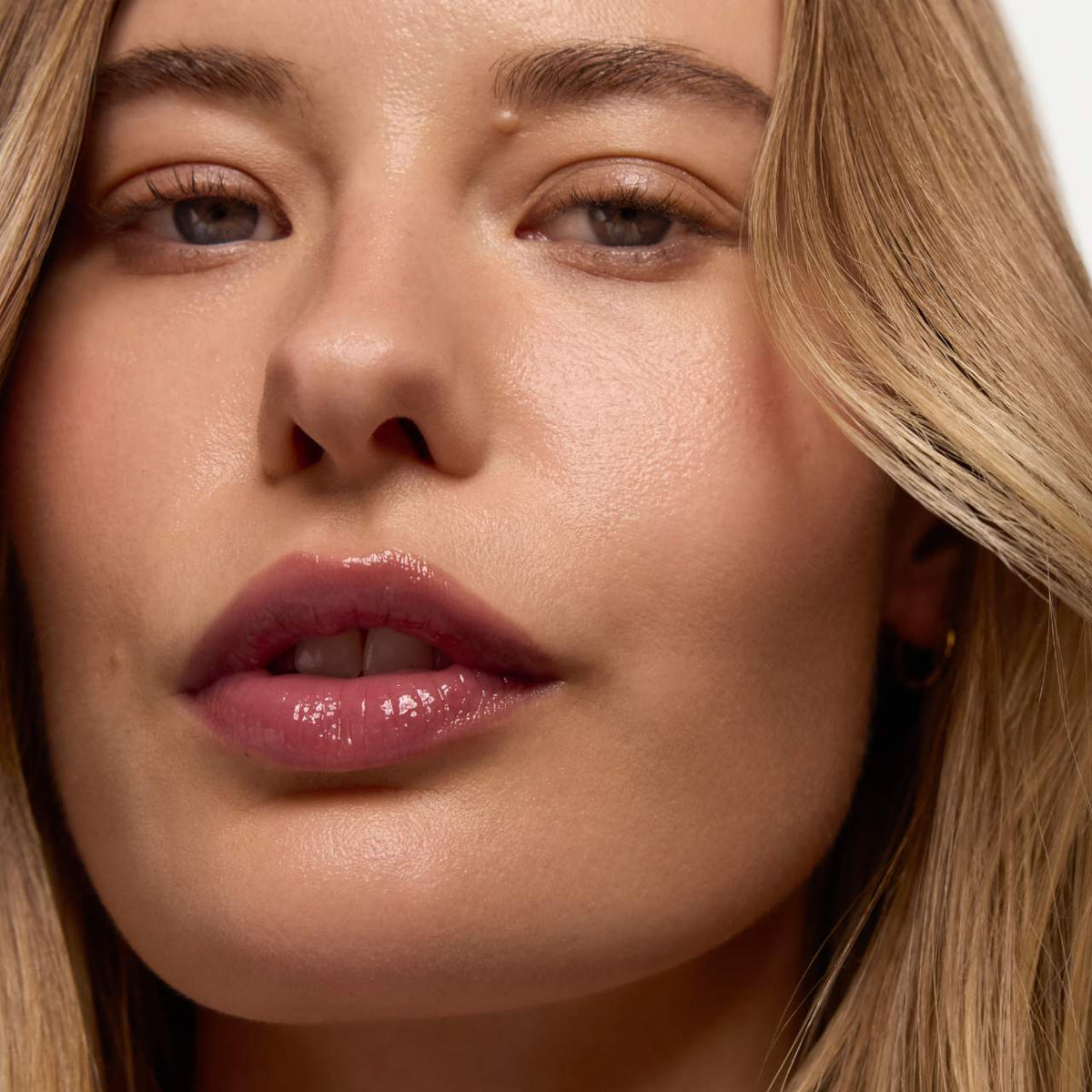 Summer Fridays Dream Lip Oil for Moisturizing Sheer Coverage - Rosewood Nights