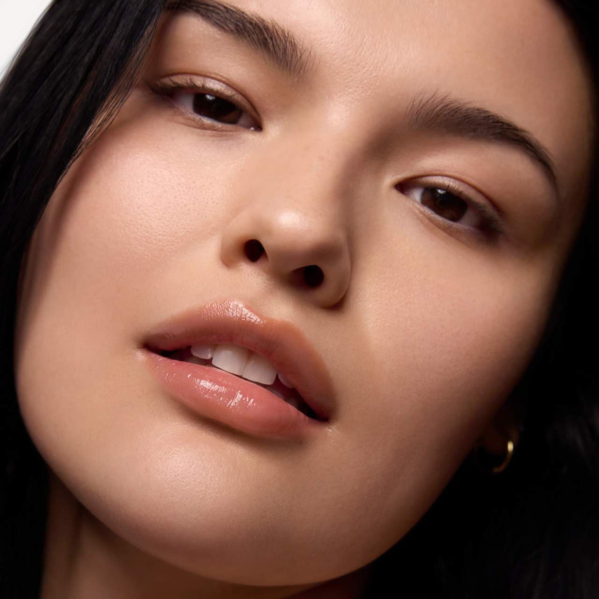 Summer Fridays Dream Lip Oil for Moisturizing Sheer Coverage - Warm Beige