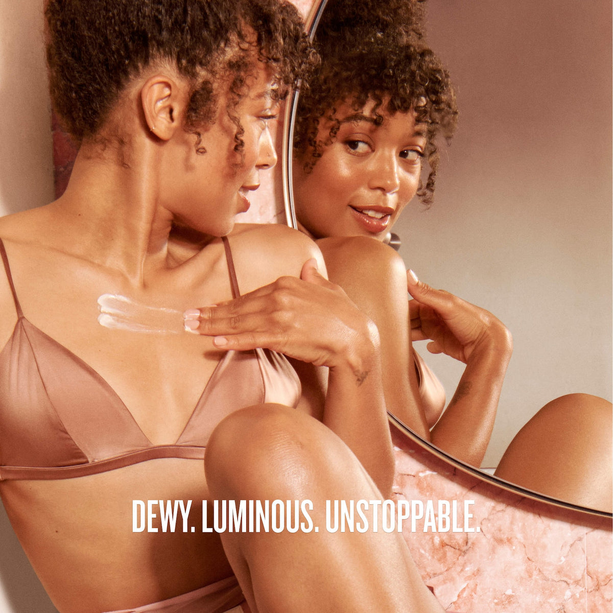 Sol de Janeiro Rosa Charmosa™ Dewy Body Cream with Rosewater + Crystal Peptides - 75 ml